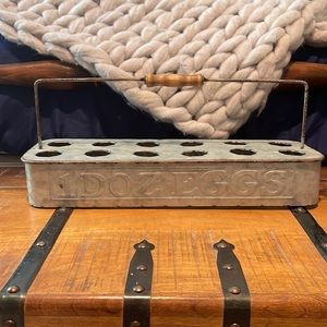 Farmhouse egg holder